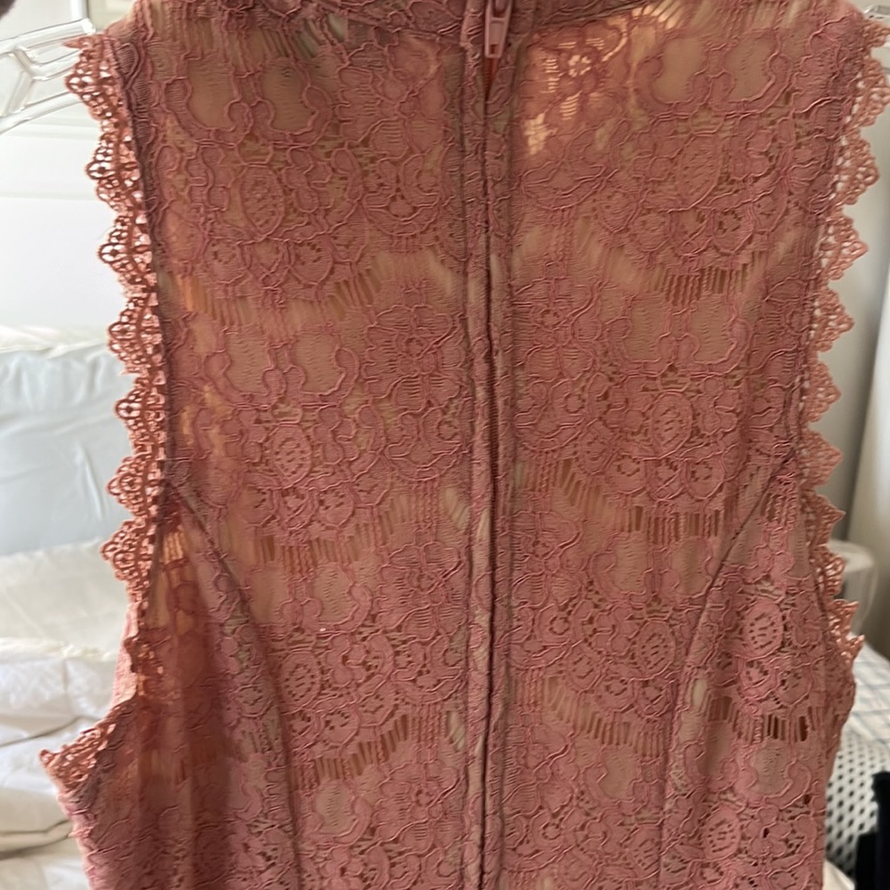 Pink & Nude Crochet Mock Neck Sleeveless Dress - Picture 7 of 8